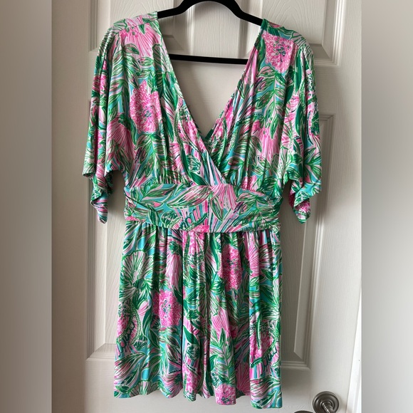 Lily Pulitzer Parigi Romper in BLUE HORIZON
COMING IN HOT - Picture 6 of 8